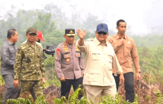 Prabowo Minta Perda yang Masih Buka Ruang Pembakaran Lahan Direvisi