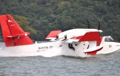 Pesawat Amfibi Malaysia Kerahkan Angkut 6.137 Liter Air