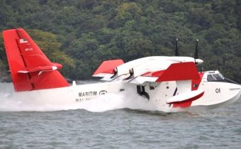 Pesawat Amfibi Malaysia Kerahkan Angkut 6.137 Liter Air