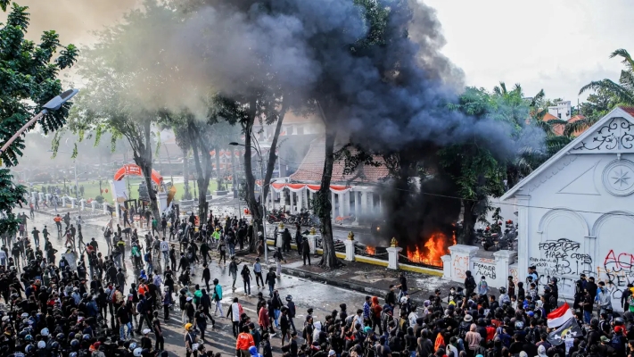 Demo 27 Agustus di DPR: GERAM Bawa 10 Tuntutan