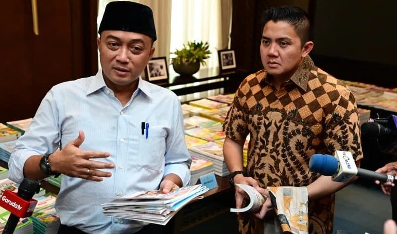 Prabowo Minta Buku Pelajaran SD hingga SMA Diperbaiki