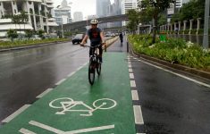 Pramono Anung Segera Evaluasi Jalur Sepeda di Jakarta