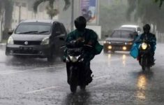BMKG Prakirakan Jaksel dan Jaktim Hujan Ringan Jumat Malam