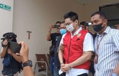 Indra Kenz Bebas Bersyarat dari Kasus Binomo