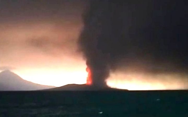 4 Gunung Api Erupsi Bersamaan pada 6 September