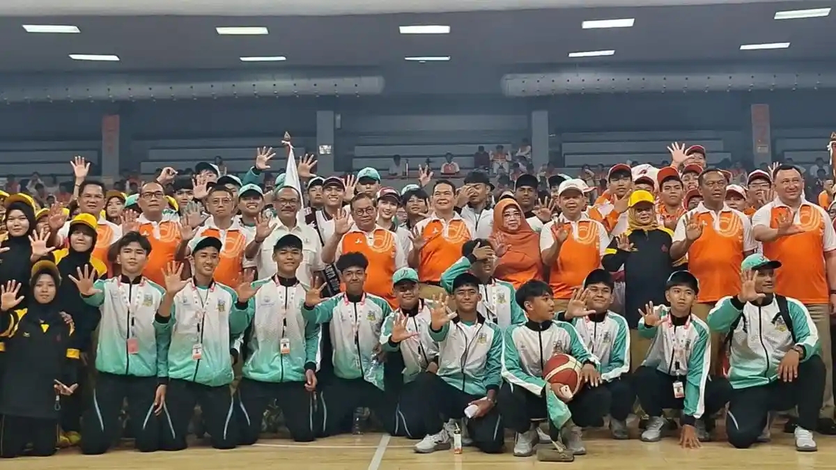 Pramono Dorong Atlet Pelajar DKI Jadi Bibit Juara