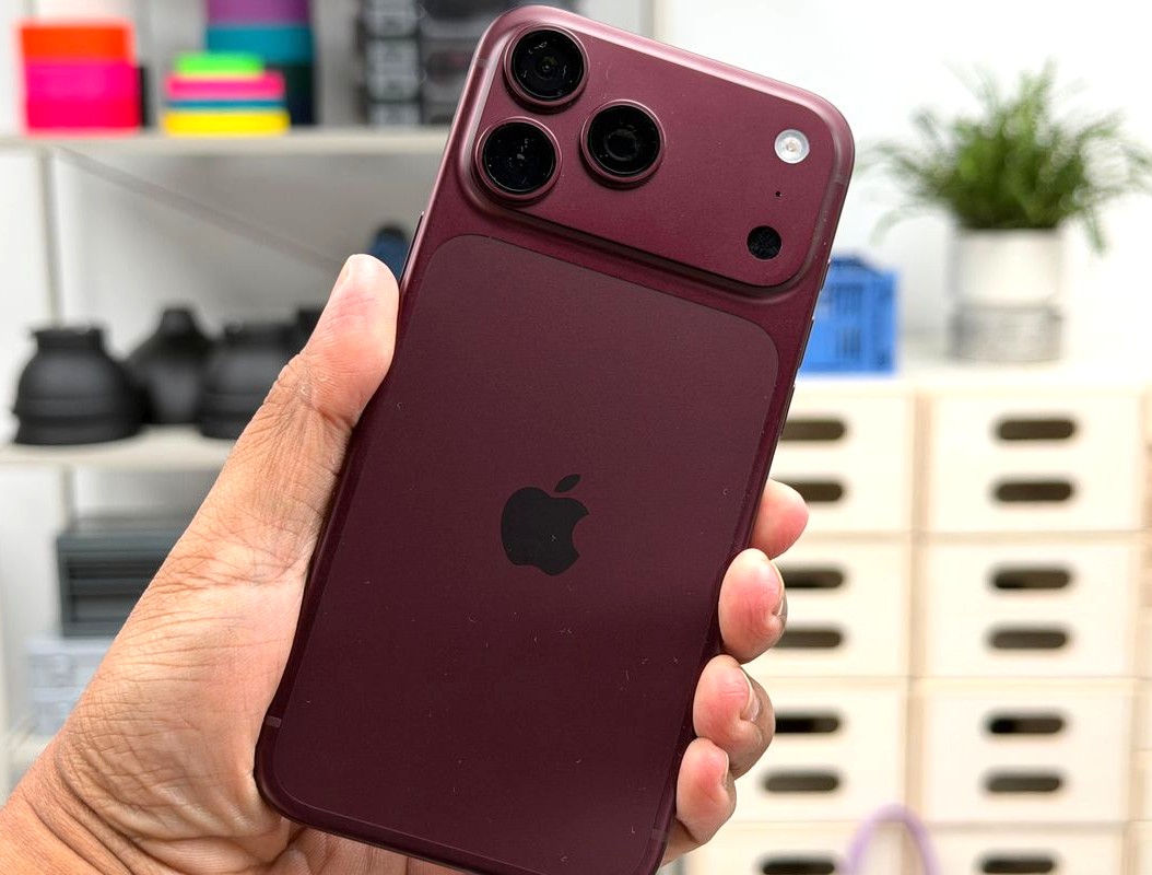 Beli iPhone 18 Pro Max dari Luar Negeri