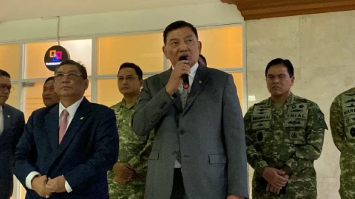 Menhan Sjafrie Ajak Pengusaha Turun Tangan Atasi Karhutla