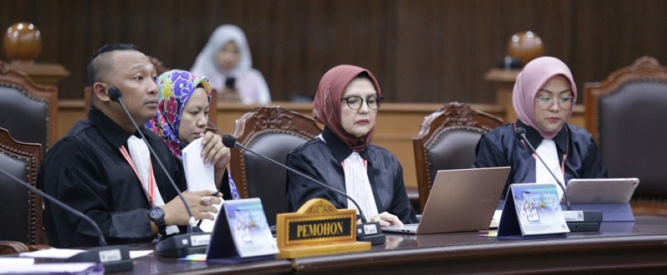 MK Minta Aturan Pensiun Pejabat Negara Dirombak