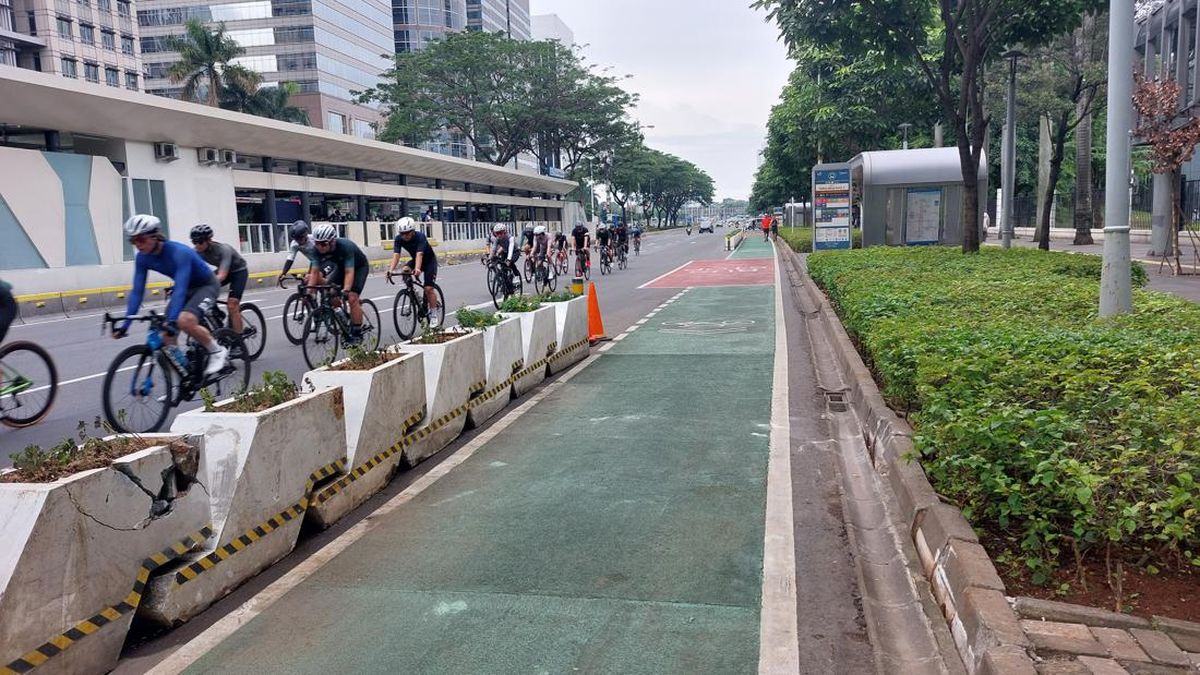 Jalur Sepeda Jakarta Dipastikan Tak Dibongkar