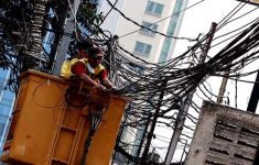 Pramono Mulai Rapikan Kabel Semrawut Jakarta
