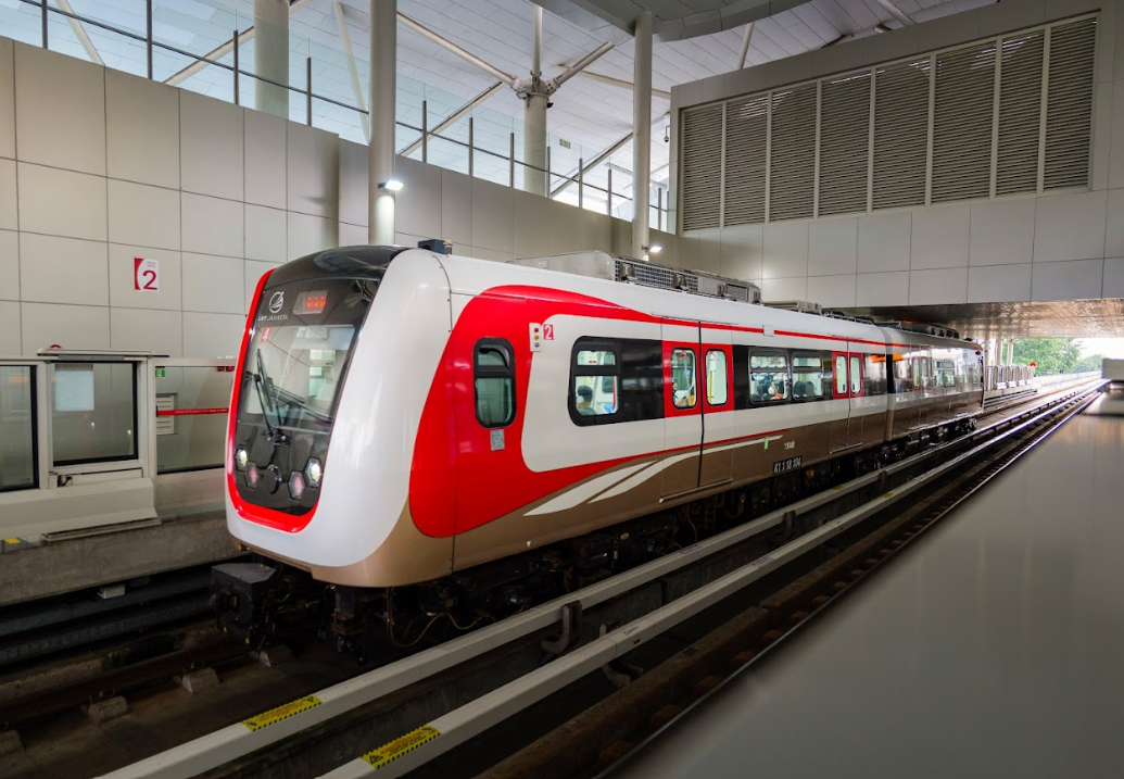 LRT Jakarta hingga Dukuh Atas Ditargetkan Rampung Agustus 2028