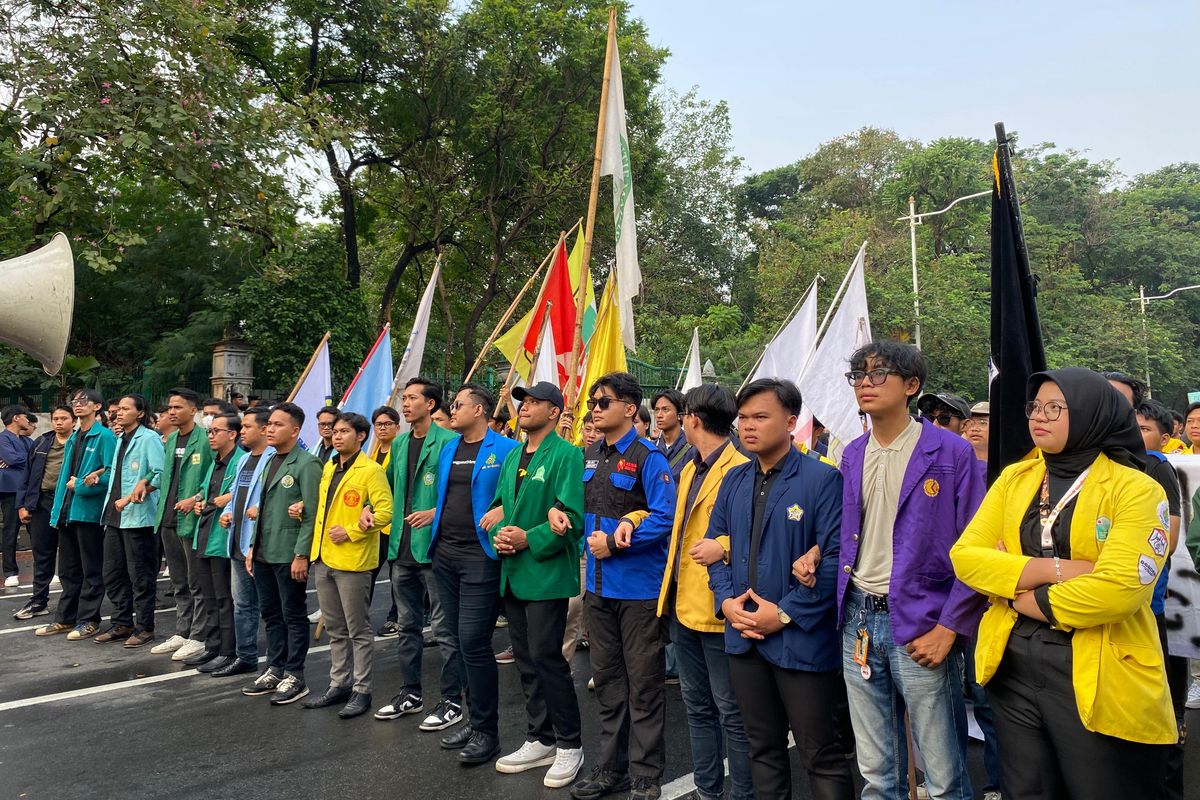 BEM SI Demo di Gedung DPR Hari Ini