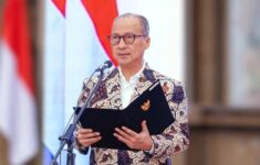 Agus Gumiwang Dicopot Saat Masih Bertugas di AS
