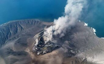 Anak Krakatau Kembali Berstatus Siaga Level III