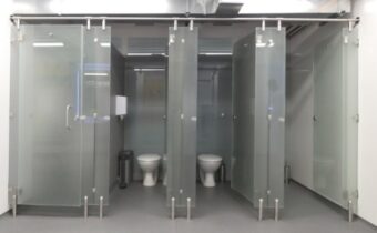 Pengunjung Mengaku Diintip dari Balik Sekat Toilet Mall Mega Bekasi