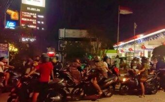 Antrean BBM Mengular di Bali hingga Malam