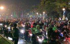 Antrean Mengular di Pintu Timur Ancol