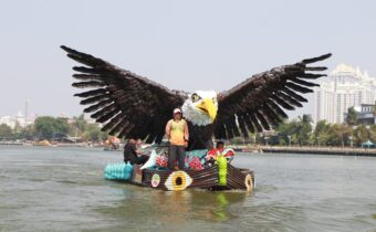 Naik Perahu dari Botol Plastik Bekas Gratis di Danau Sunter