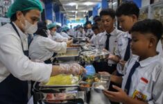 BGN Uji Coba Sistem Prasmanan MBG di Sekolah