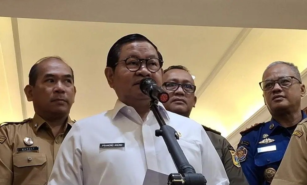 Pramono Larang Pungutan PMI di Jakarta